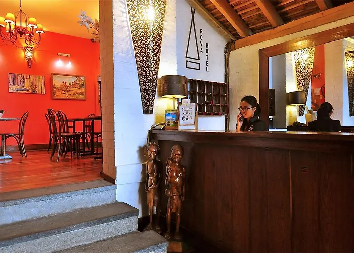 Rova Hotel